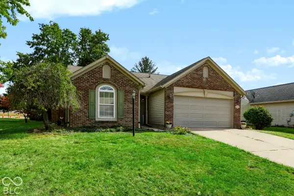 1495 Hedge Court, Greenfield, IN 46140