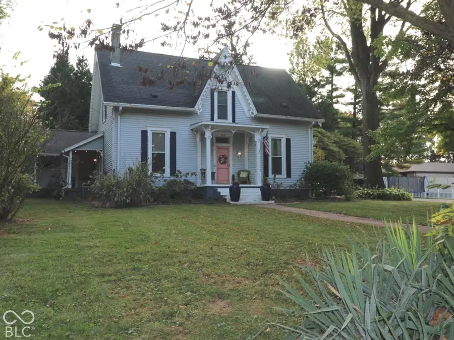 104 N Englewood Drive, Crawfordsville, IN 47933 - #2