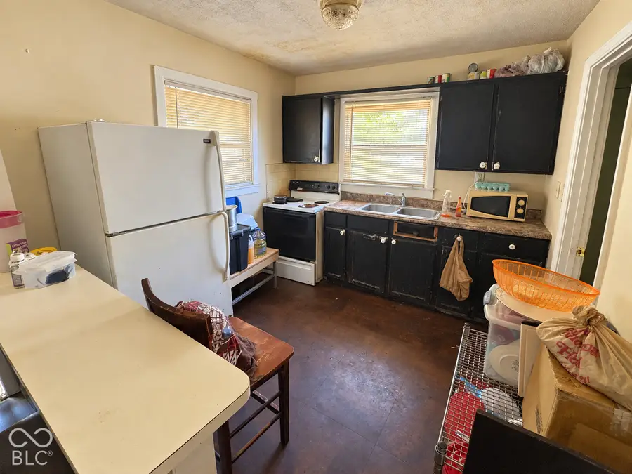 2207 Admiral Drive, Indianapolis, IN 46219 - #2