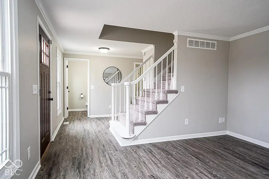 5713 Arlington Parkway N, Fort Wayne, IN 46835 - #3