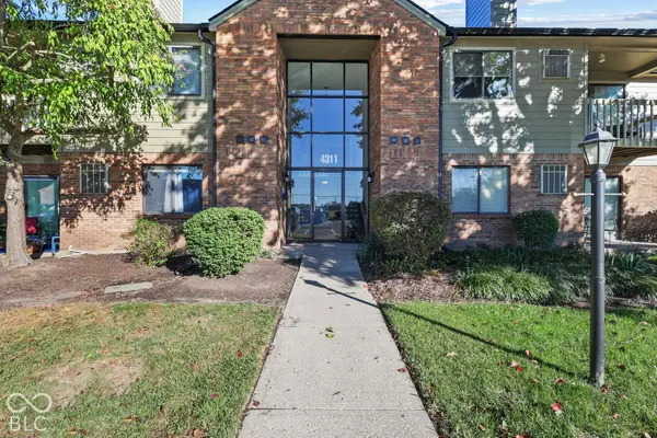 4311 Village Parkway Circle W #2, Indianapolis, IN 46254