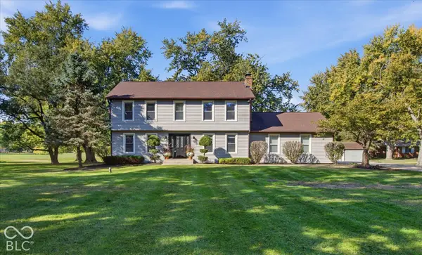 9748 Greentree Drive, Carmel, IN 46032