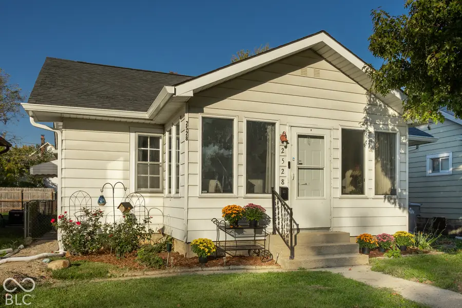 2528 S New Jersey Street, Indianapolis, IN 46225 - #2