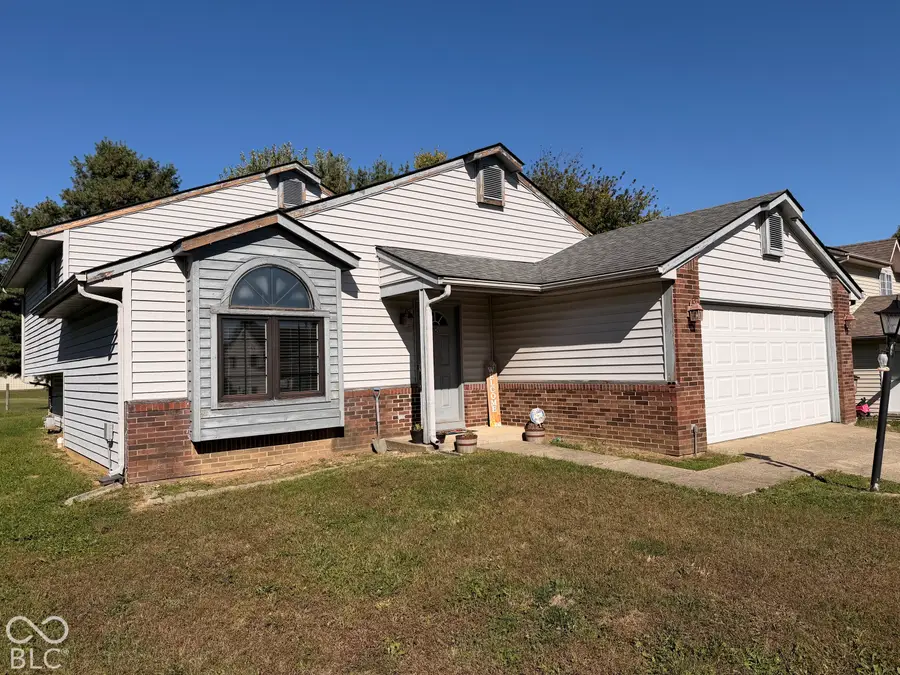1500 Wrenwood Drive, Columbus, IN 47201 - #3
