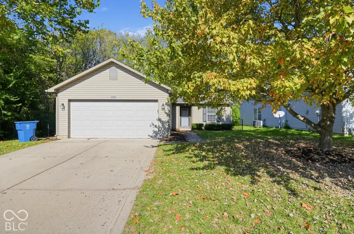 10832 Snowdrop Way, Indianapolis, IN 46235 - #1