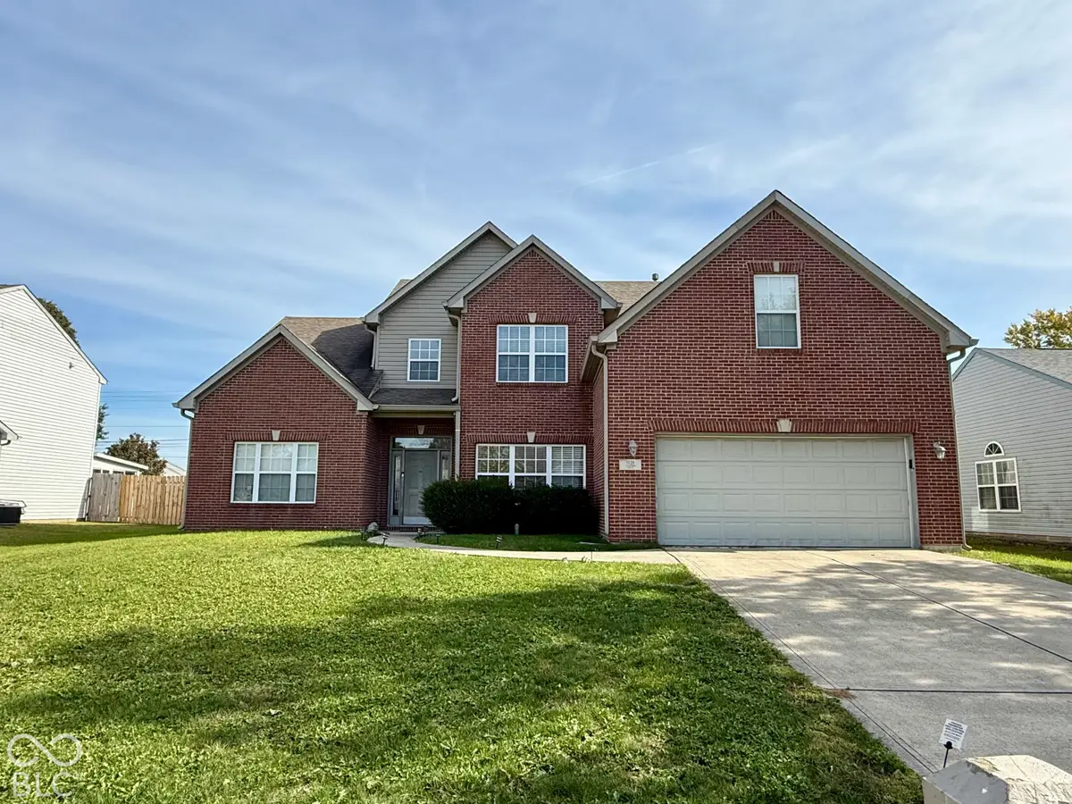 1429 Vinewood Drive, Greenwood, IN 46143 - #1