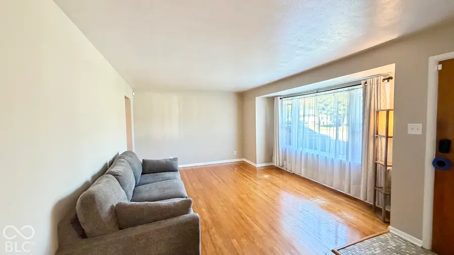 2635 15th Street, Columbus, IN 47201 - #3