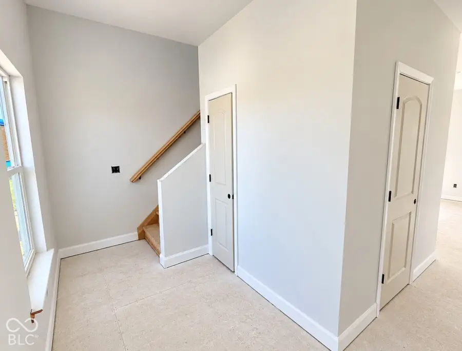 107 Sunburst Circle, Alexandria, IN 46001 - #2
