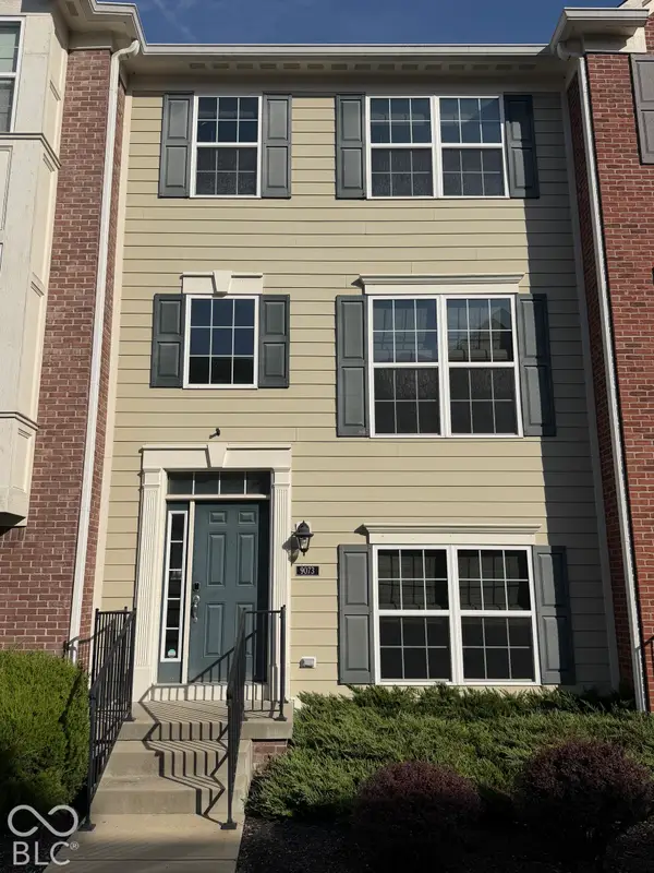 9073 Demarest Drive, Fishers, IN 46038