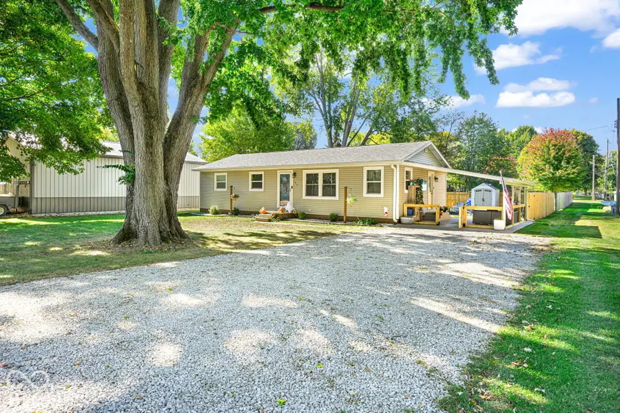 102 S Mcclure Street, Waynetown, IN 47990 - #2