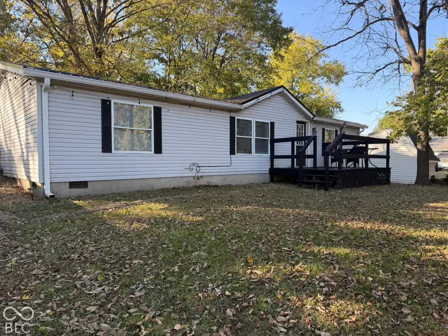 707 S Logan Street, Cayuga, IN 47928 - #2