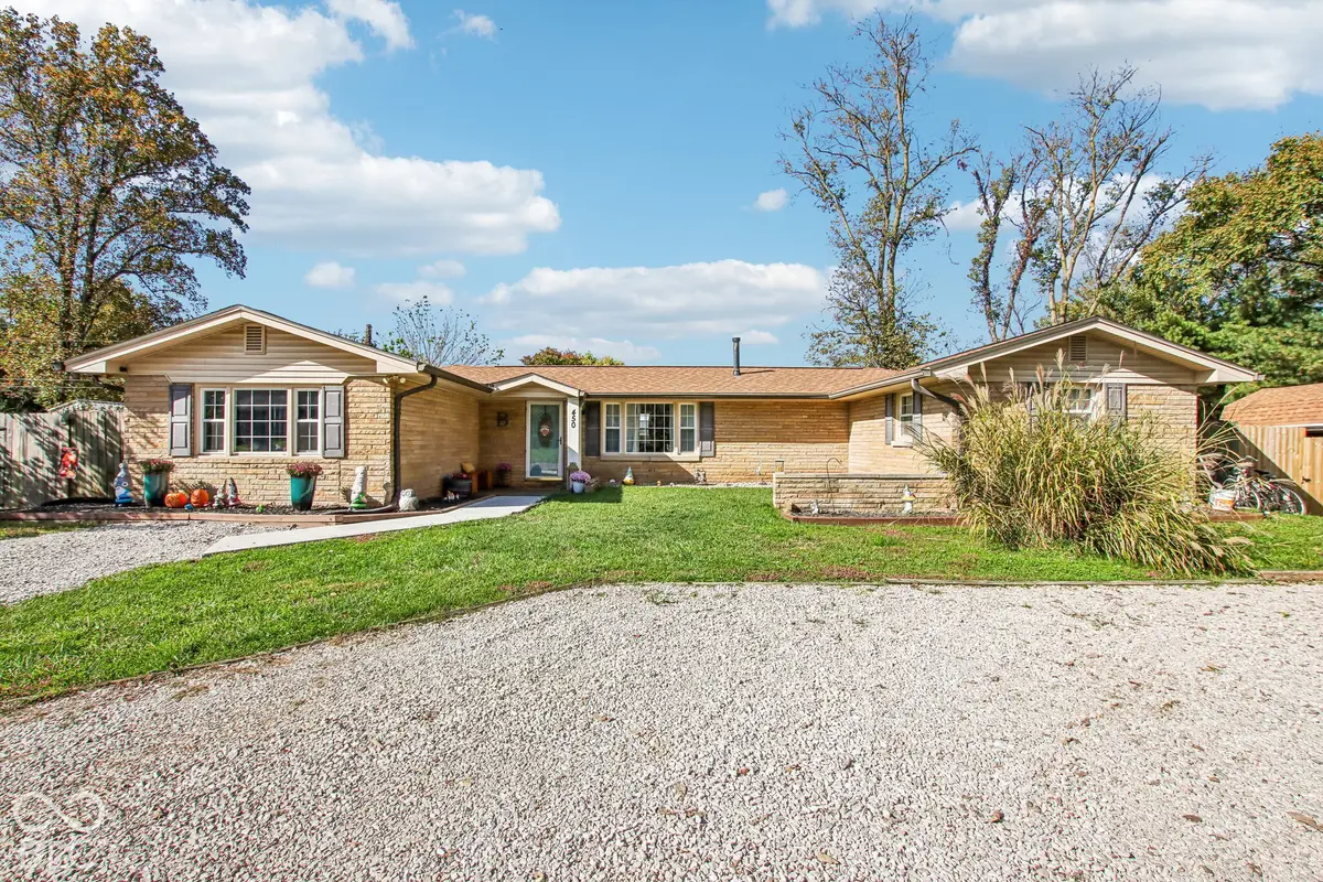 450 Shore Avenue, Martinsville, IN 46151 - #1