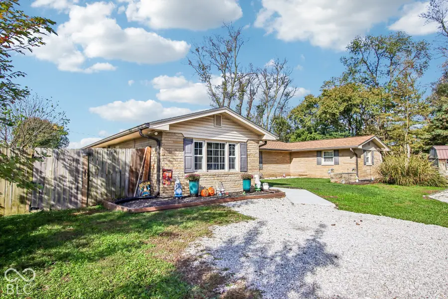 450 Shore Avenue, Martinsville, IN 46151 - #2