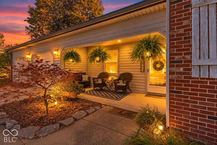 915 Margueritta Way, Greenwood, IN 46143 - #2