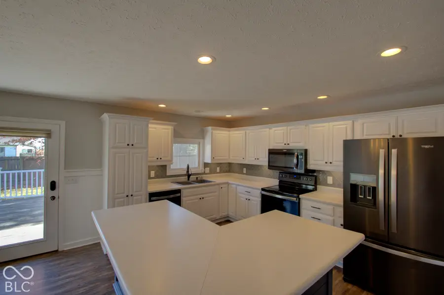 737 S 725 West, Tipton, IN 46072 - #3