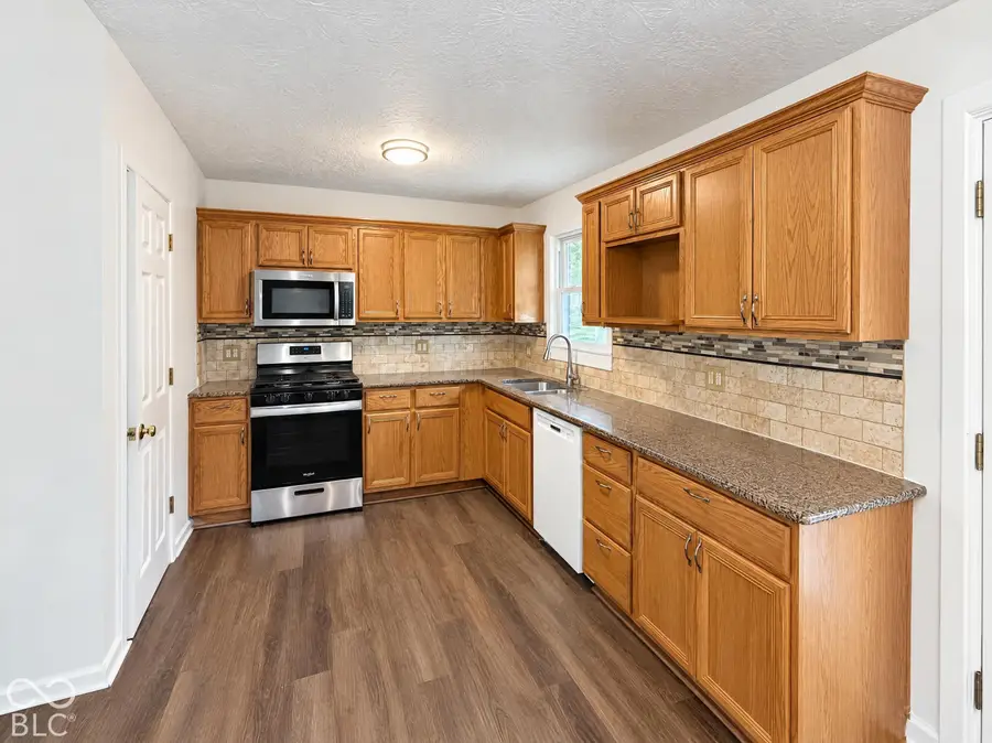 135 Southlane Drive, Whiteland, IN 46184 - #2