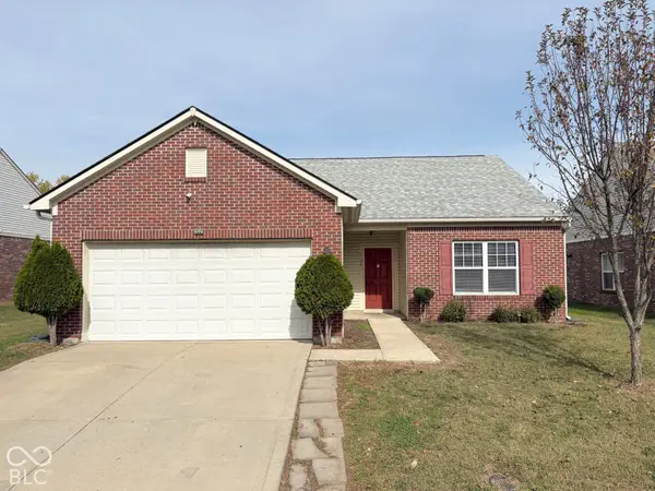 724 Winding Grove Drive, Indianapolis, IN 46217