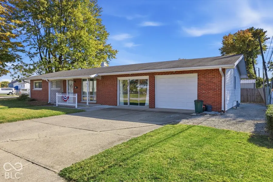 905 Hemlock Street, Shelbyville, IN 46176 - #3