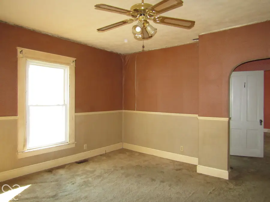 711 Sloan Street, Crawfordsville, IN 47933 - #3