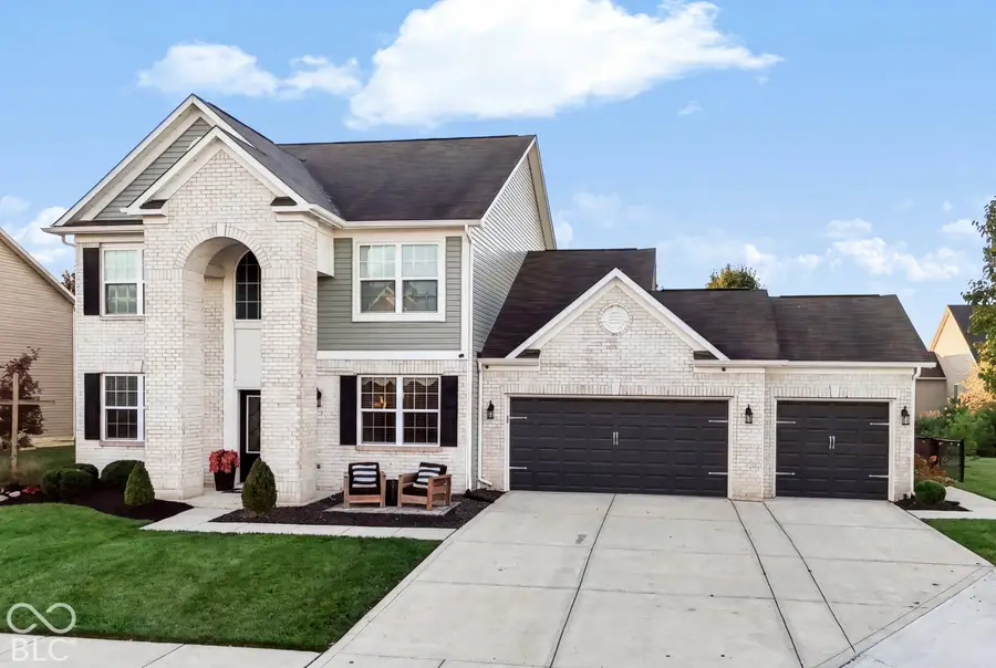 5807 W Commonview Drive, McCordsville, IN 46055 - #3