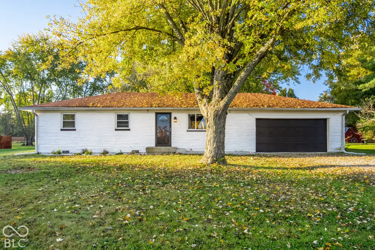 5557 W Us Highway 52, New Palestine, IN 46163 - #1