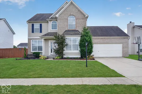 585 Downing Drive, Greenwood, IN 46143