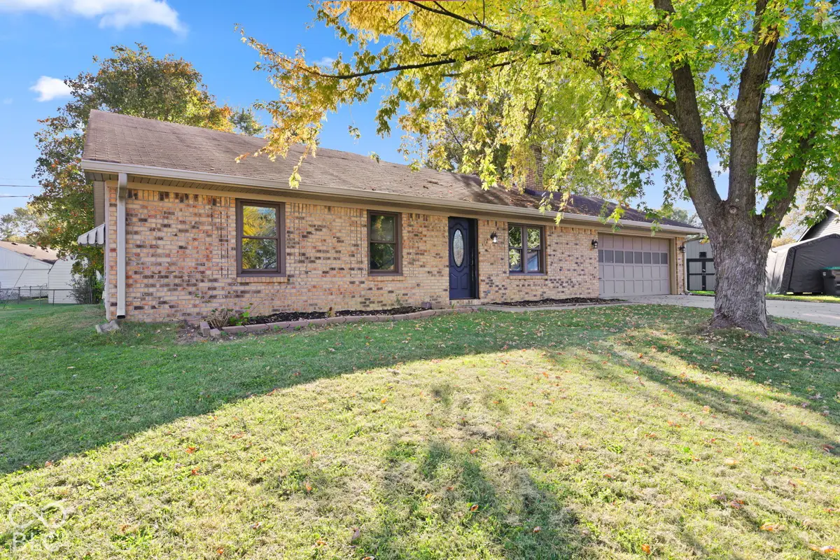 46 Oakden Court, New Whiteland, IN 46184 - #1