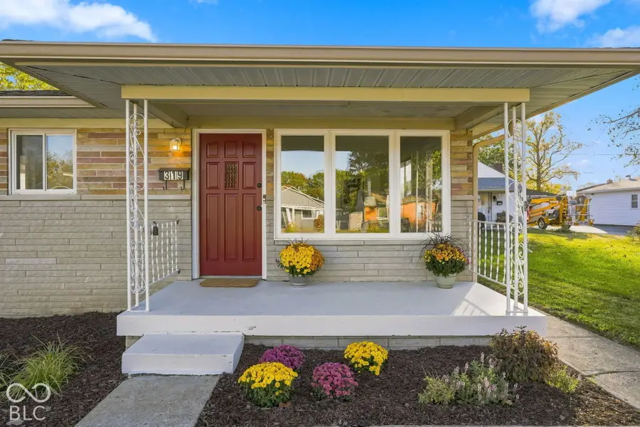 319 N 7th, Beech Grove, IN 46107 - #2