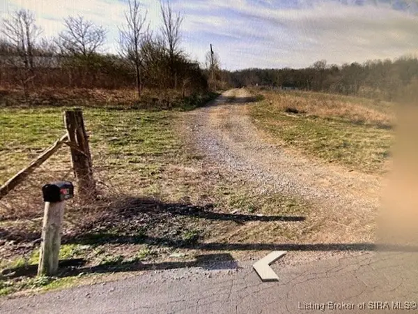 6183 E Motsinger Road, Pekin, IN 47165