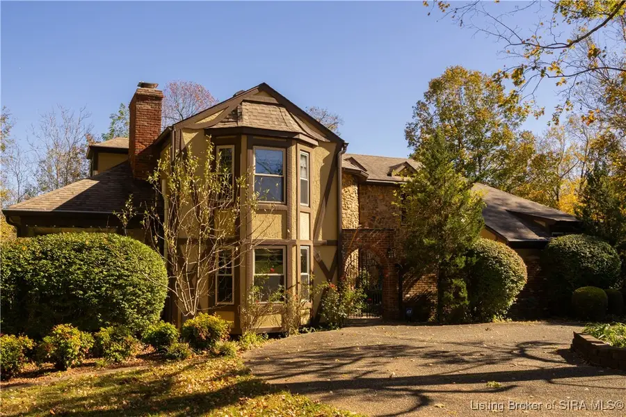 261 Indian Hills Drive Ne, Corydon, IN 47112 - #2