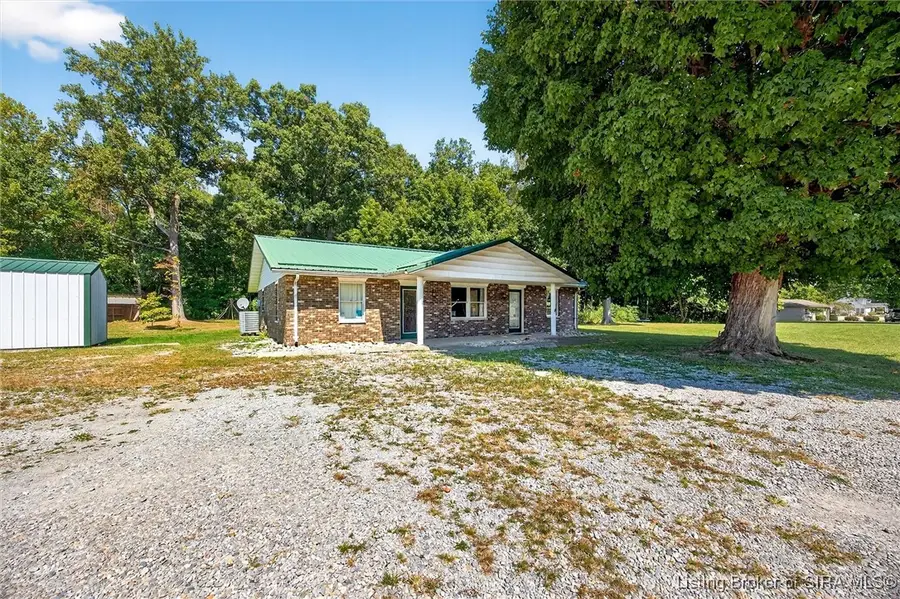 2082 W State Road 54, Bloomfield, IN 47424 - #2