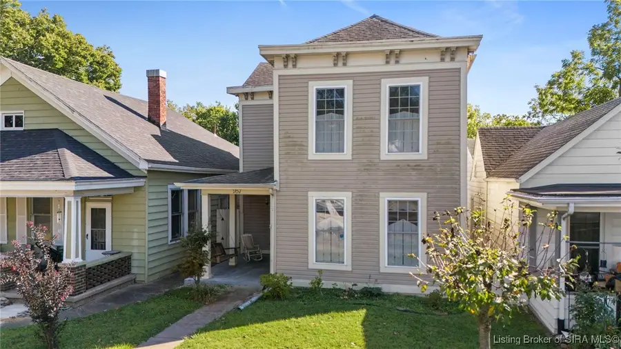 957 W Main Street, Madison, IN 47250 - #2