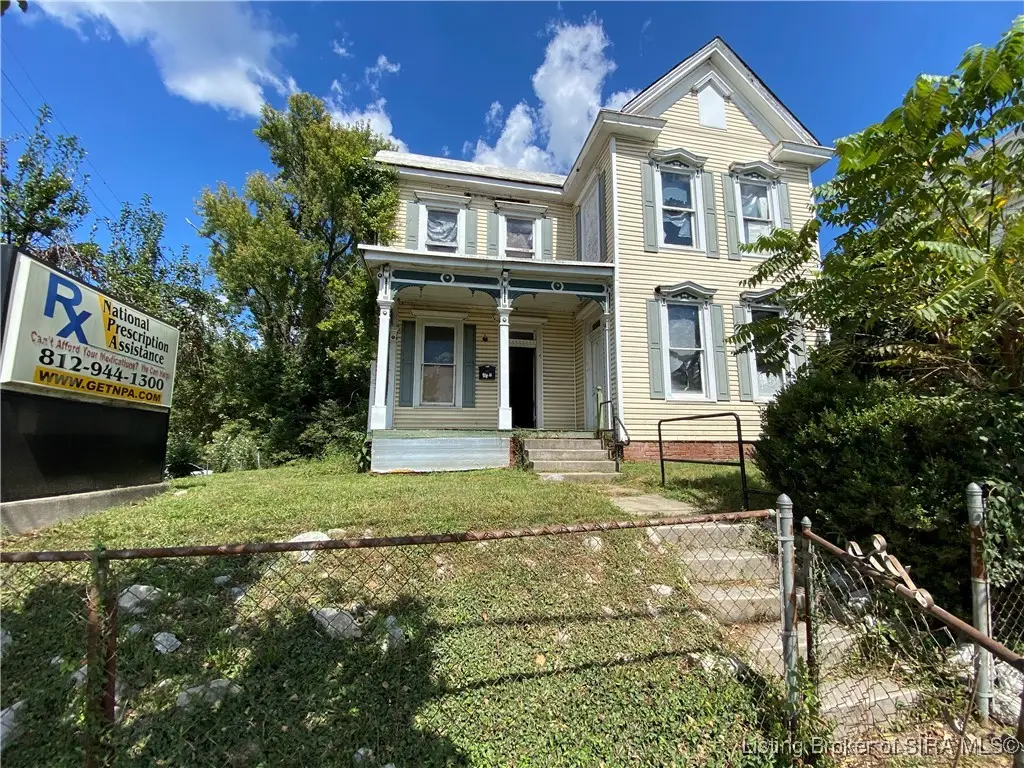 918 W Main Street, New Albany, IN 47150 - #1