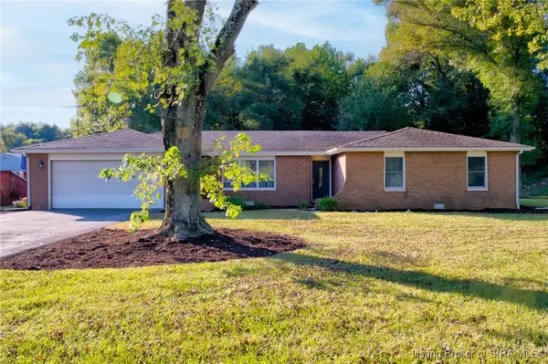 914 Henryville Bluelick Road, Henryville, IN 47126