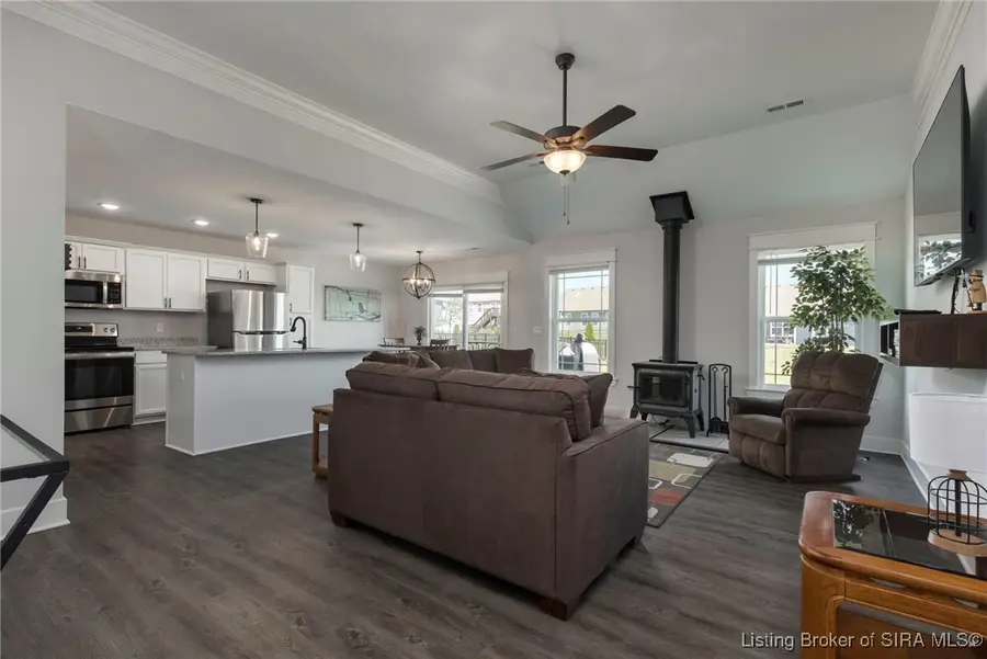 4535 Venice Way, Sellersburg, IN 47172 - #2