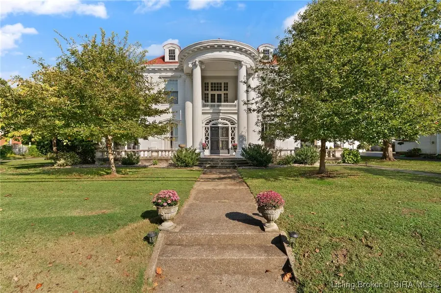 524 N Capitol Avenue, Corydon, IN 47112 - #2