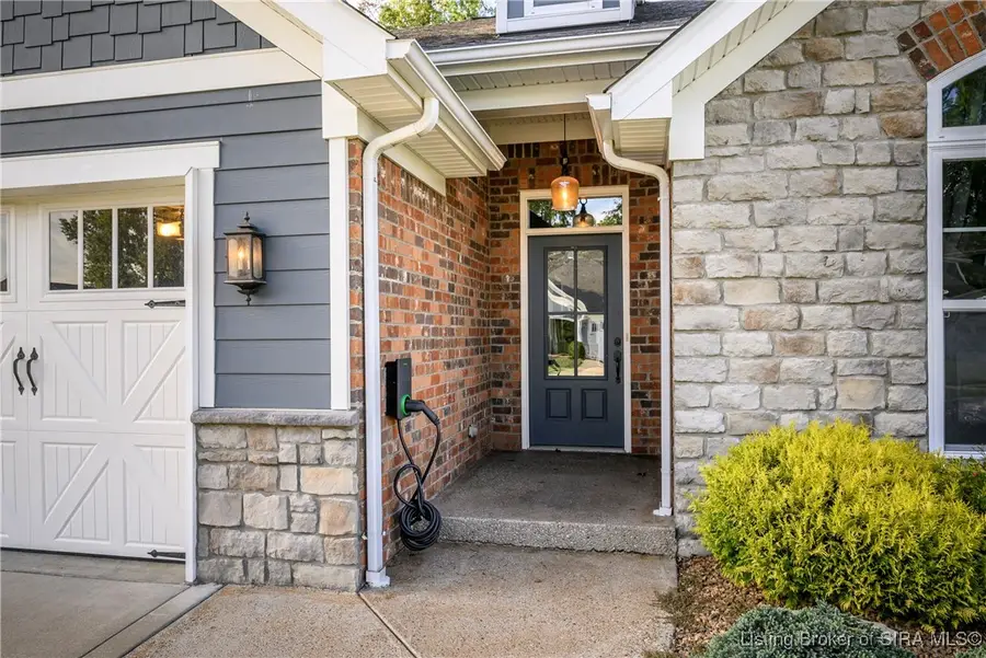 1612 Pine Valley Way, Henryville, IN 47126 - #3