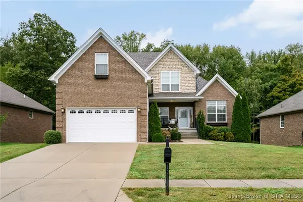 10739 Elk Run Trail, Sellersburg, IN 47172