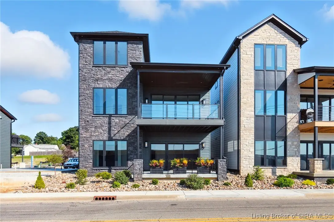 112 Howard Lane, Jeffersonville, IN 47130 - #1