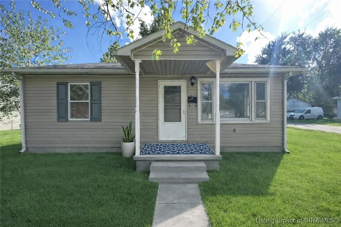 491 W Cross Street, Austin, IN 47102 - #1