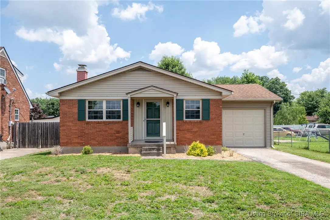 1002 Mayfair Avenue, Clarksville, IN 47129 - #1