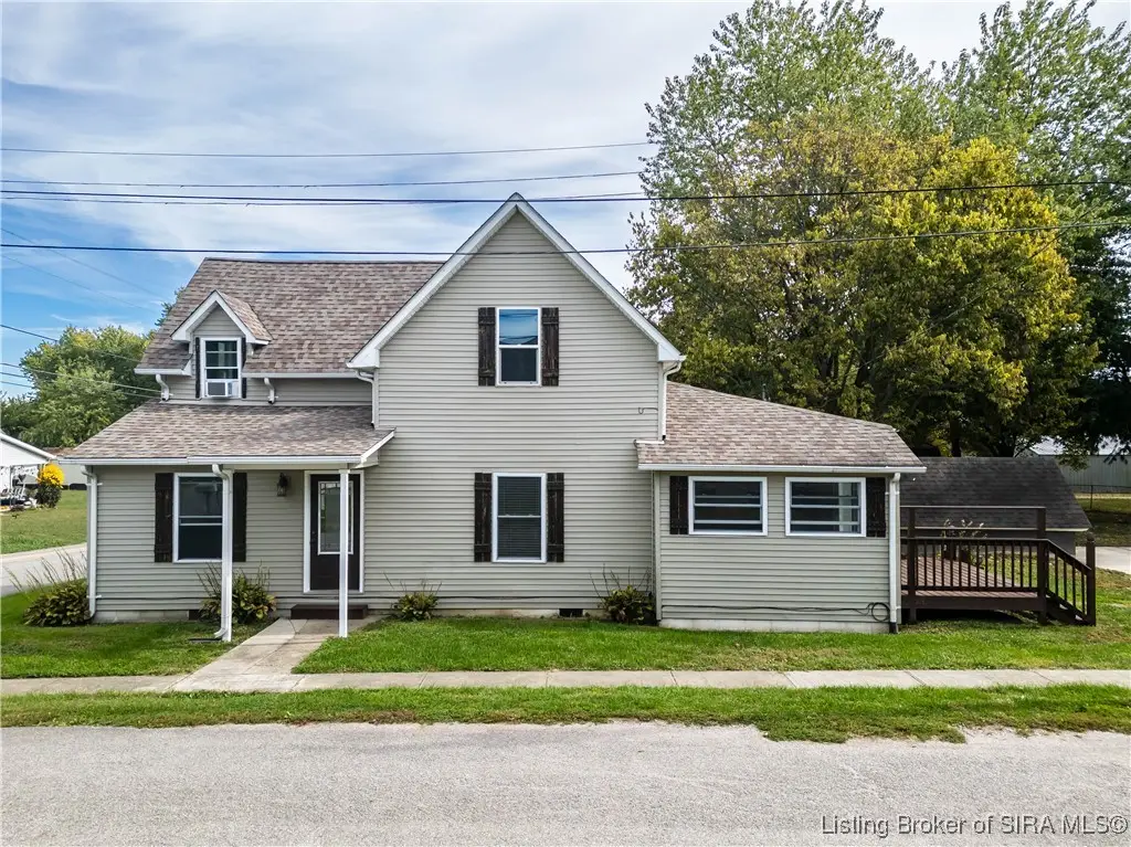 201 E Oak Street, Campbellsburg, IN 47108 - #1