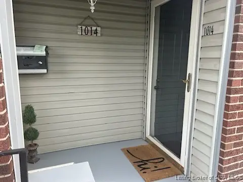 1014 E 10th Street, Jeffersonville, IN 47130 - #3