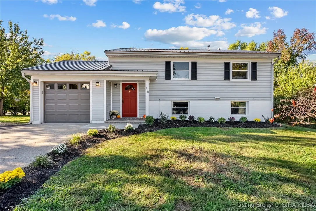 613 Cherokee Drive, New Albany, IN 47150 - #1