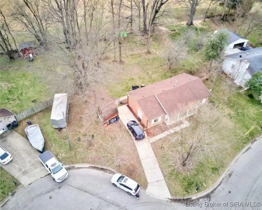 1103 W Walford Drive, Jeffersonville, IN 47130 - #3