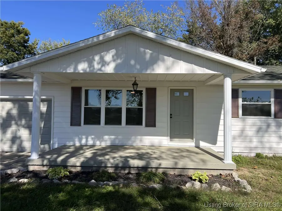 138 E Lovers Lane, Scottsburg, IN 47170 - #3
