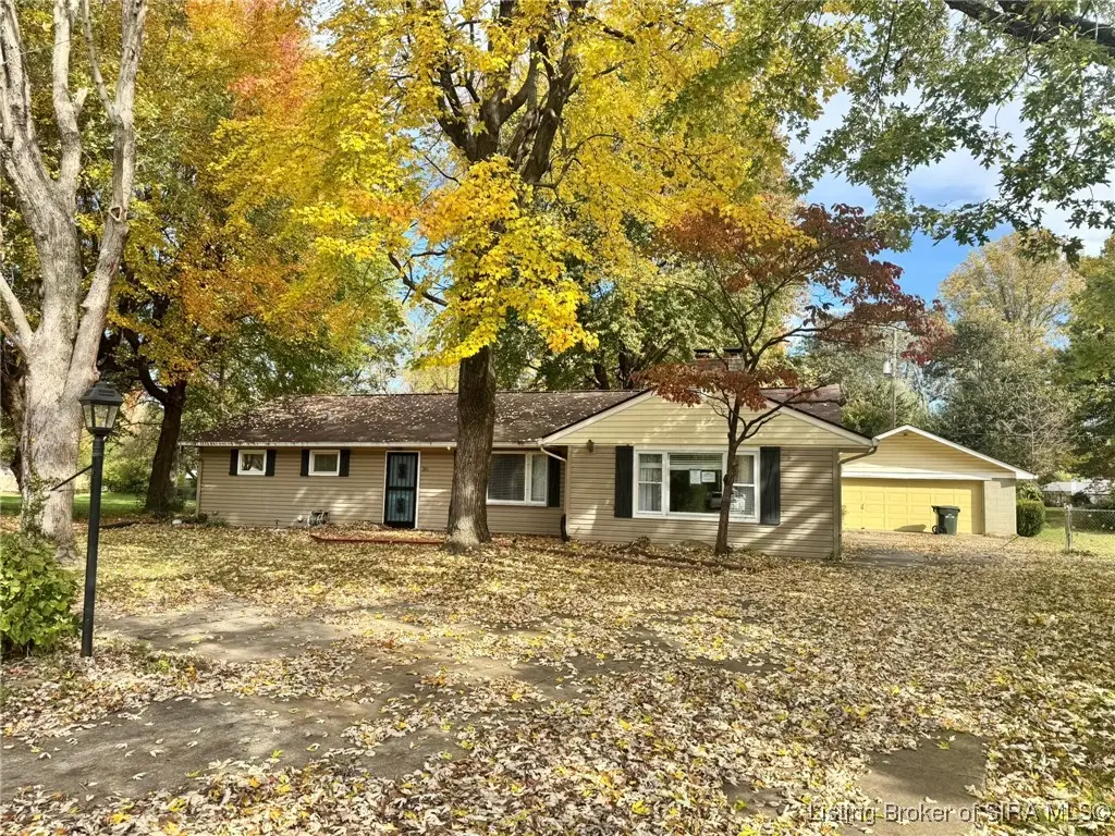 30 Mcbride Drive, Jeffersonville, IN 47130 - #1