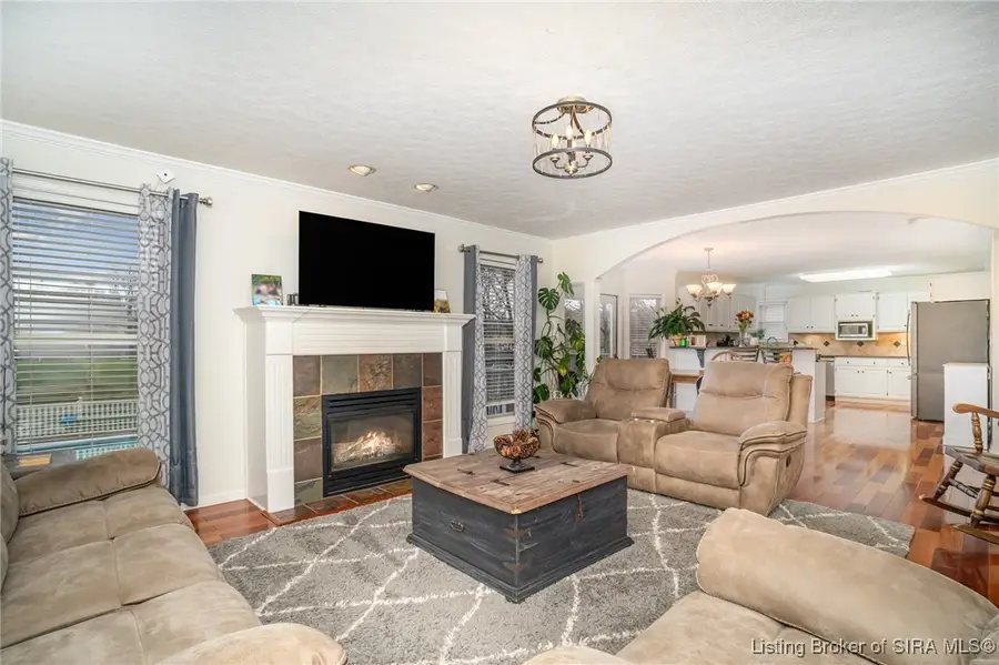 6103 Pebble Creek Cove, Floyds Knobs, IN 47119 - #3