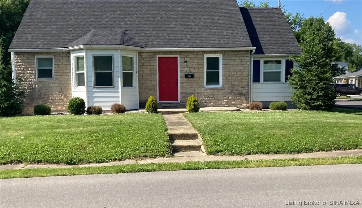 512 W Owen Street, Scottsburg, IN 47170 - #1