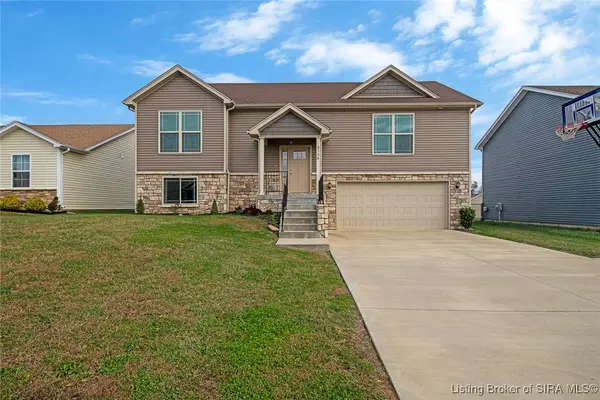 8136 Wagner Ave Ne, New Salisbury, IN 47161